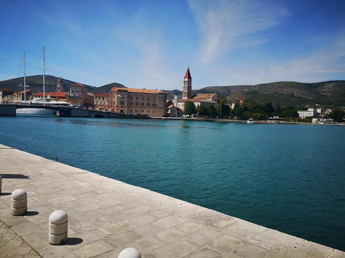 Apartman Petrovic City Center Trogir Exterior photo