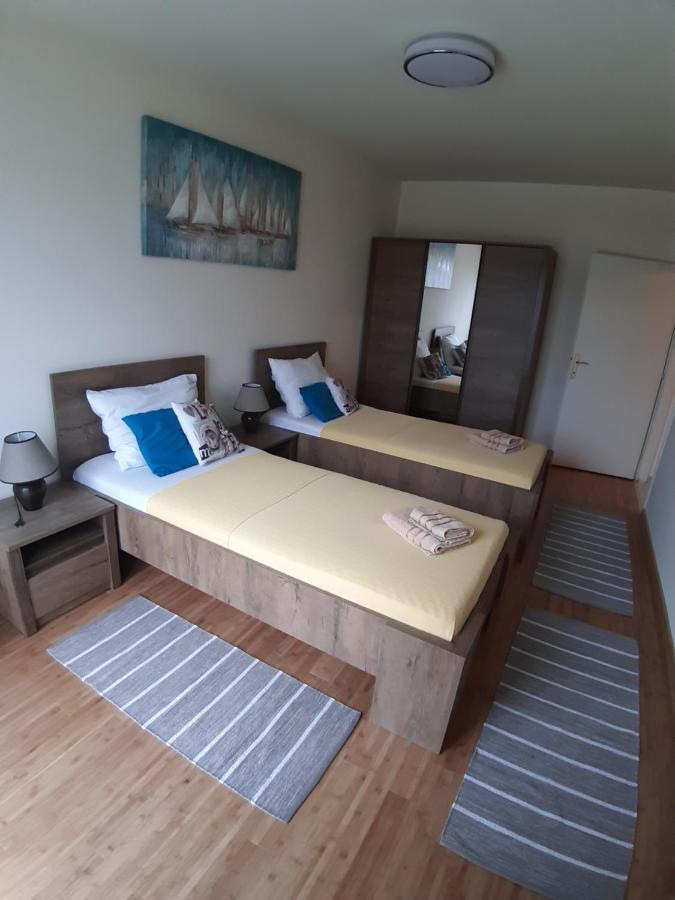 Apartman Petrovic City Center Trogir Exterior photo